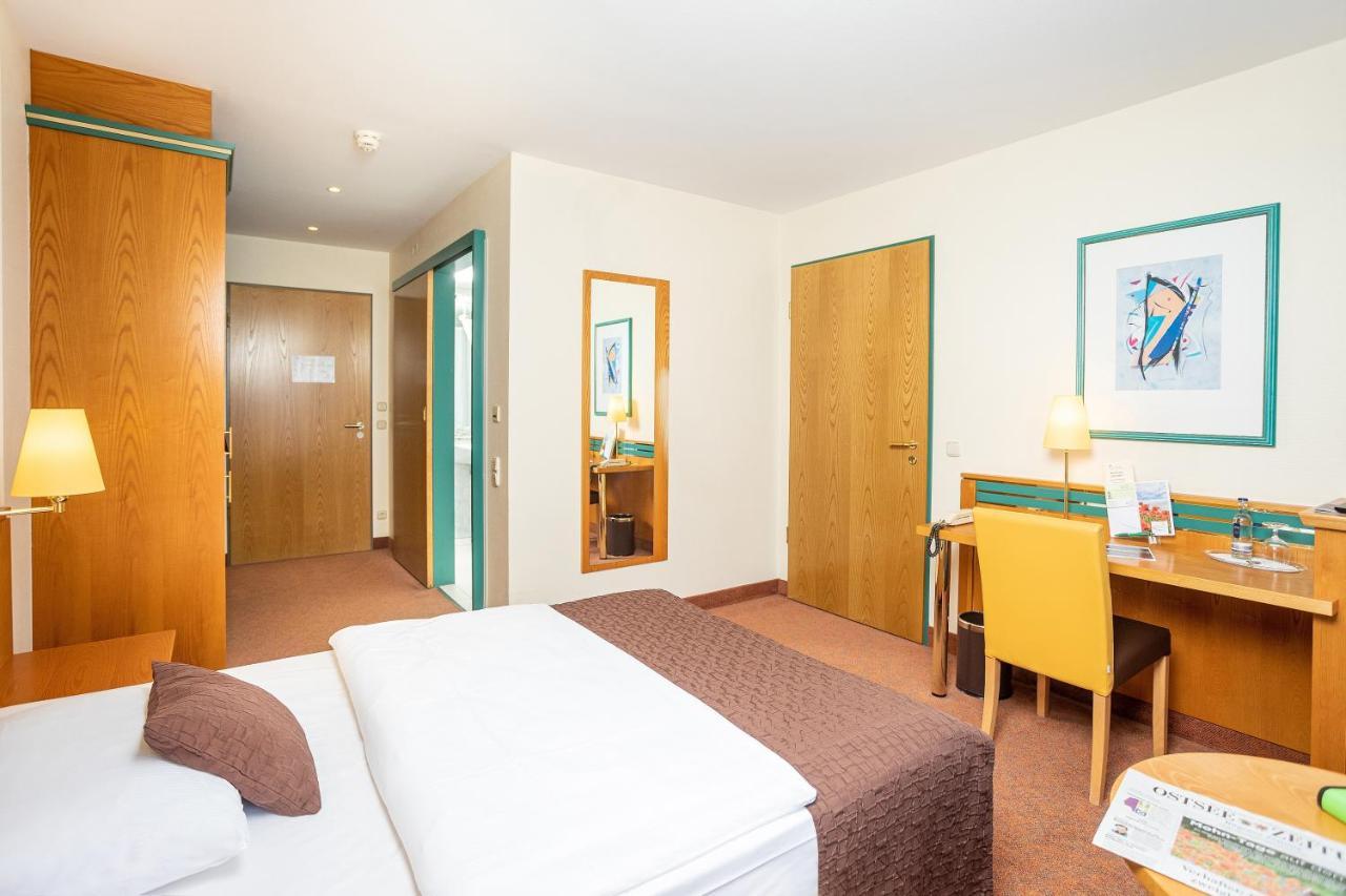 Parkhotel Ruegen Bergen Auf Rugen Eksteriør billede